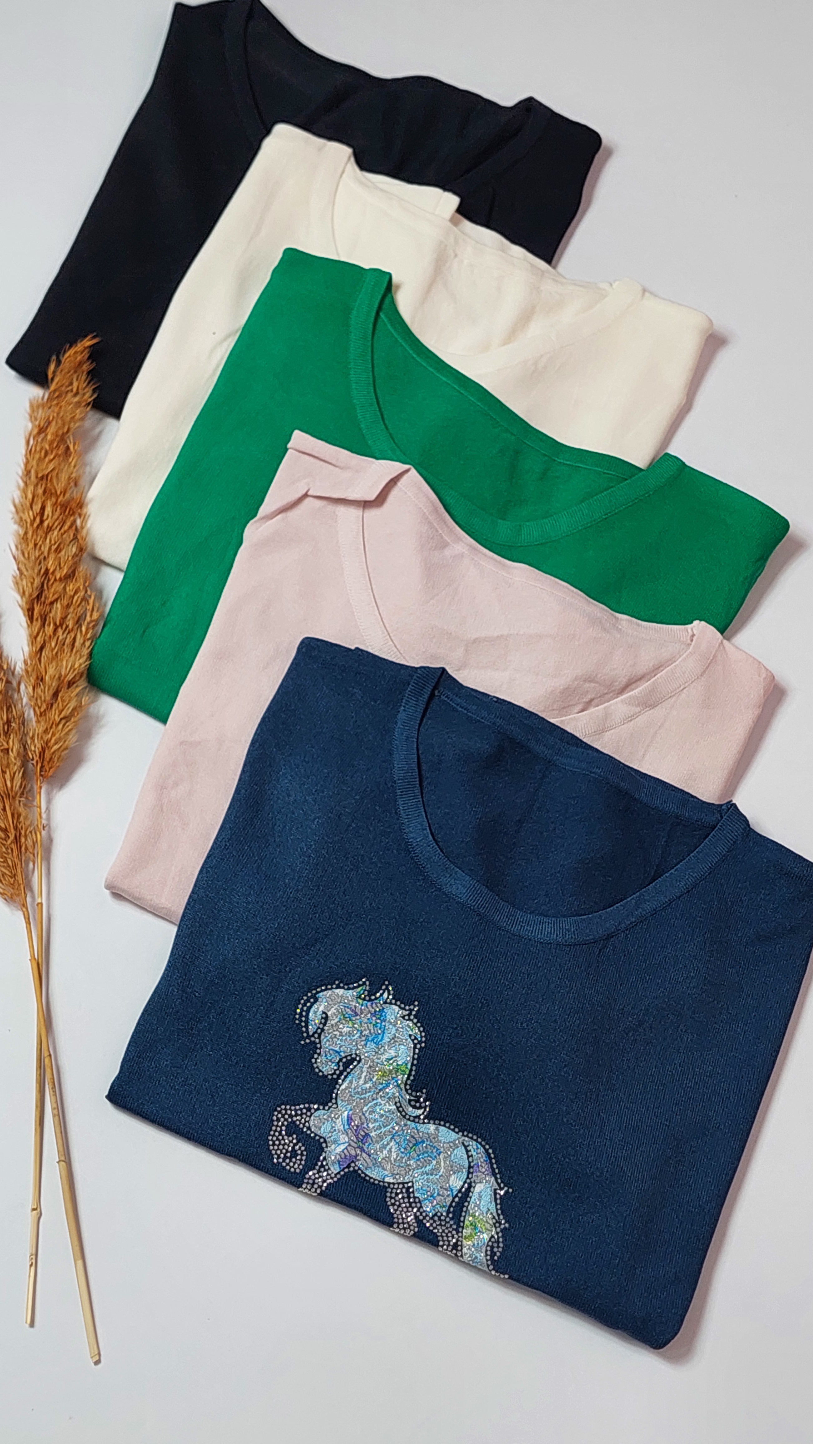 بلوز کریستالی گلدوزی شده طرح اسب