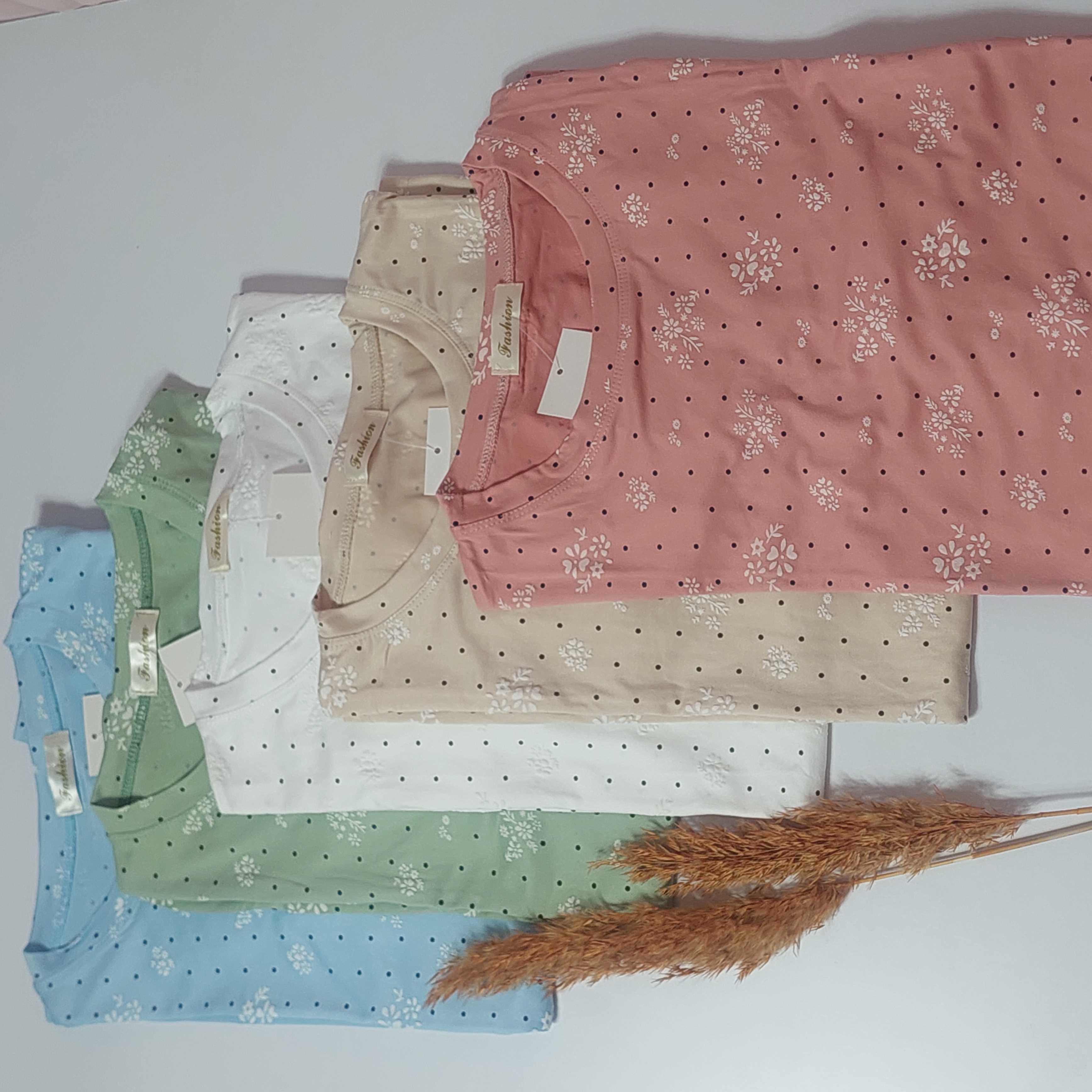 تیشرت نخی وارداتی زنانه طرح برجسته گل